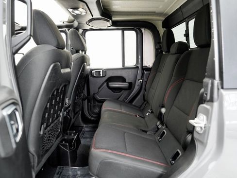 Used 2020 Jeep Gladiator Rubicon AWD/4WD image 24