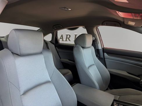 Used 2018 Honda Accord LX image 14