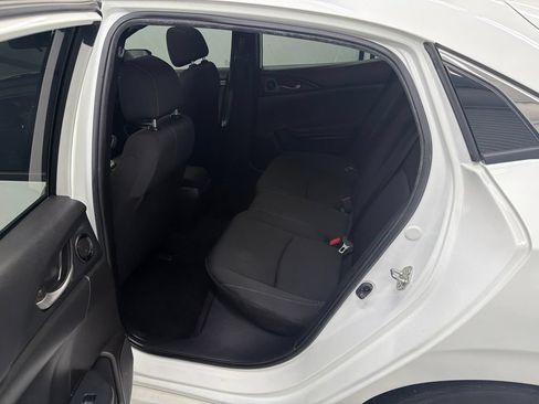 Used 2019 Honda Civic EX image 19