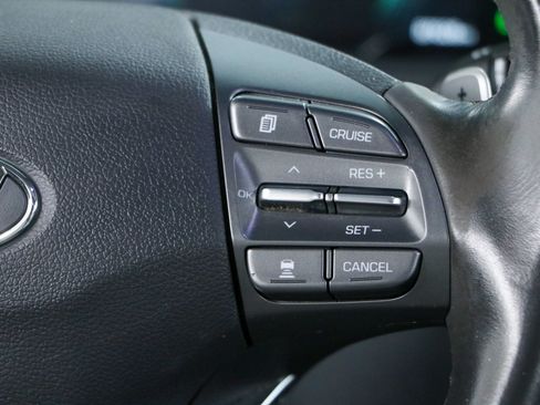 Used 2022 Hyundai Ioniq Limited FWD image 14