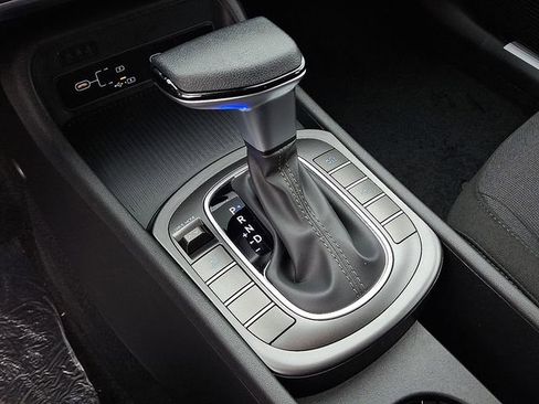 New 2026 Hyundai Kona SE image 7