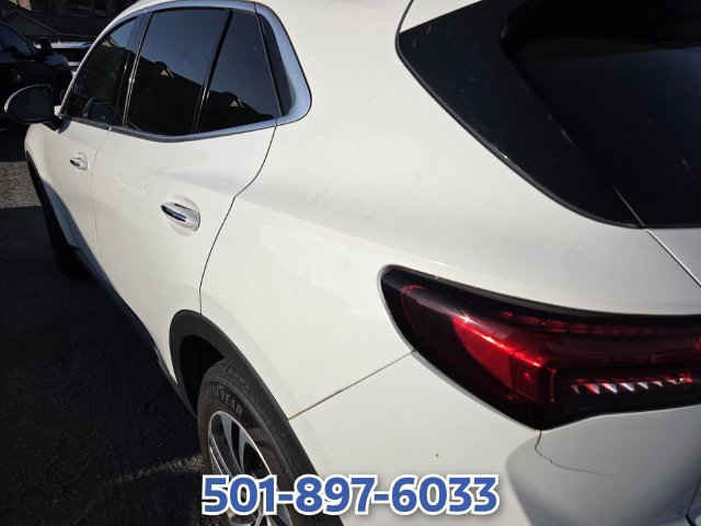 Used 2022 Buick Envision Essence w/ Safety Package FWD image 8