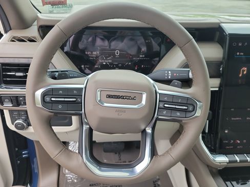 New 2026 GMC Yukon XL Denali w/ Sun & Power Step Package AWD/4WD image 20