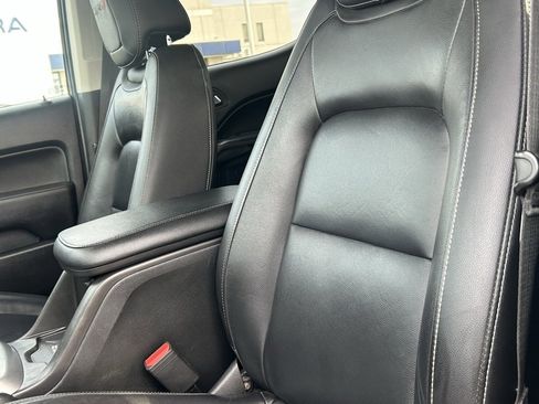 Used 2020 Chevrolet Colorado ZR2 w/ ZR2 Midnight Special Edition image 10