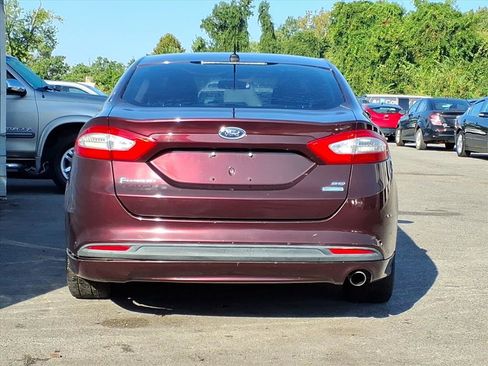 Used 2013 Ford Fusion SE image 4
