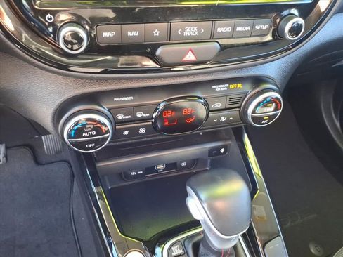 Used 2021 Kia Soul Turbo image 23