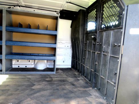 Used 2011 Ford E-250 and Econoline 250 w/ Commercial Cargo Van Pkg image 19