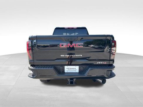 New 2026 GMC Sierra 2500 AT4 w/ AT4 Premium Plus Package AWD/4WD image 4