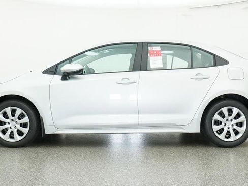 New 2026 Toyota Corolla LE FWD image 29