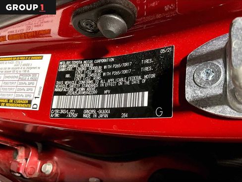 Used 2021 Toyota 4Runner Venture w/ Moonroof Package image 36