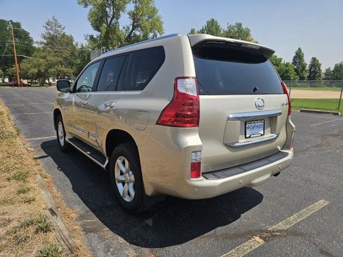 Used 2012 Lexus GX 460 w/ Comfort Plus Pkg AWD/4WD image 3