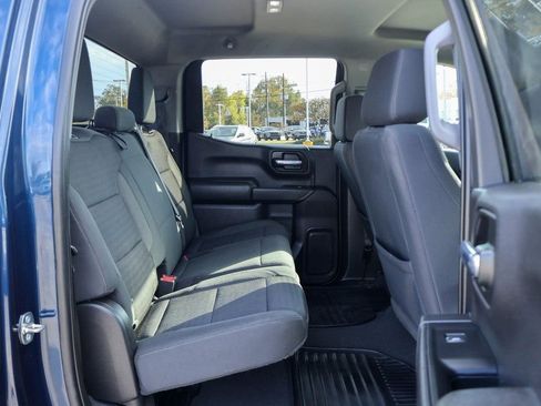 Used 2023 Chevrolet Silverado 1500 Custom image 10