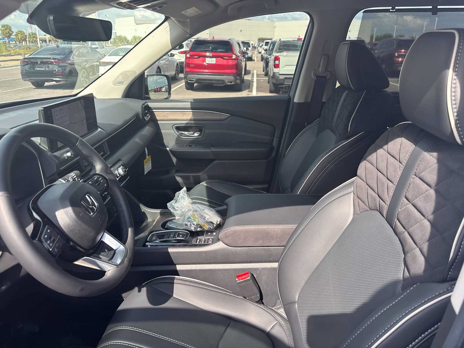 Used 2026 Honda Pilot Elite image 10