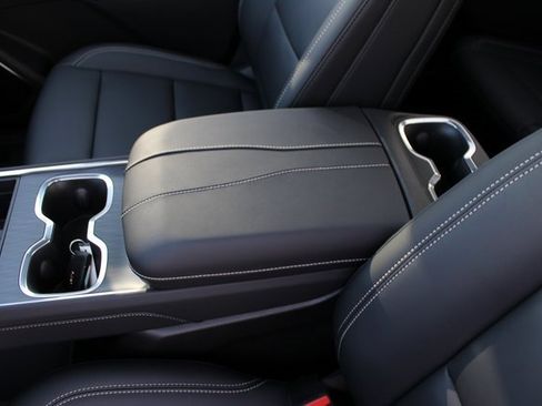 New 2026 GMC Acadia Elevation w/ Black Edition image 31