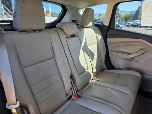 Used 2016 Ford C-MAX SEL w/ Equipment Group 302A FWD image 14