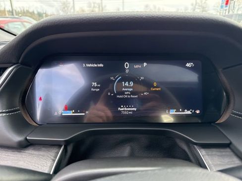 Used 2024 Jeep Grand Cherokee Limited w/ Luxury Tech Group II image 29