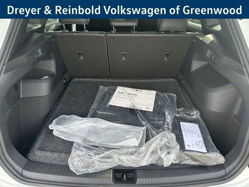 New 2026 Volkswagen Tiguan SE R-Line image 35