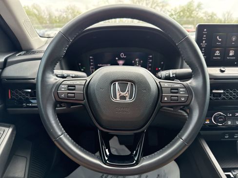 Used 2024 Honda Accord EX-L image 11