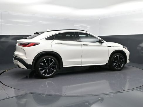 Certified 2023 INFINITI QX55 Luxe w/ Cargo Package image 8