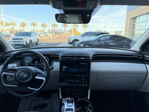 Used 2024 Hyundai Tucson Limited image 20