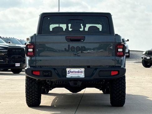 New 2026 Jeep Gladiator Sport AWD/4WD image 7