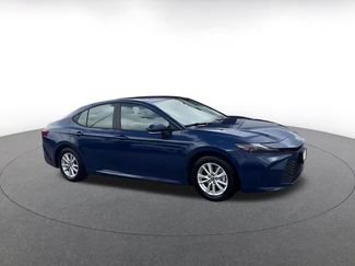 Used 2025 Toyota Camry LE video 2