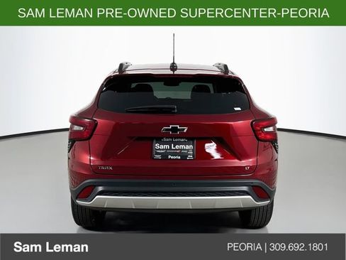 Used 2025 Chevrolet Trax LT w/ Driver Confidence Package FWD image 6