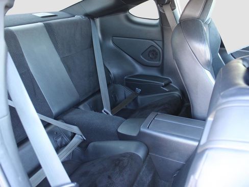 Used 2024 Toyota GR86 Premium image 34