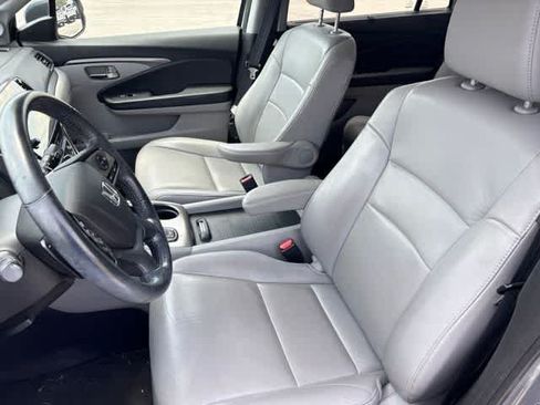 Used 2021 Honda Pilot EX-L image 11