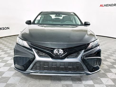 Used 2023 Toyota Camry SE image 8
