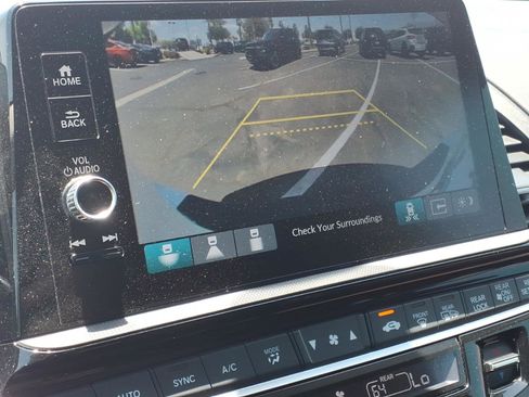 Used 2025 Honda Odyssey Elite image 19