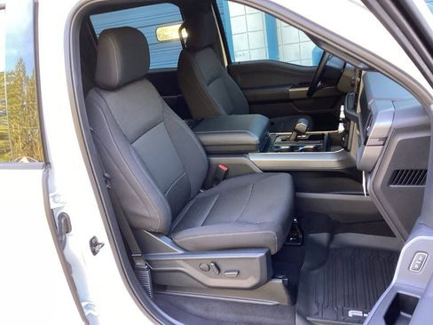 New 2025 Ford F150 XLT w/ Equipment Group 302A MID image 30