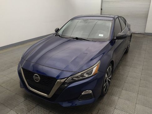 Used 2019 Nissan Altima 2.5 SR w/ SR Premium Package FWD image 15