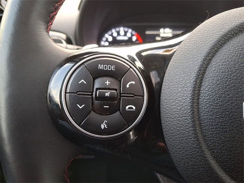 Certified 2022 Kia Soul Turbo image 23