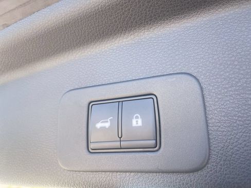 Used 2025 Nissan Murano Platinum w/ Cargo Package AWD/4WD image 17