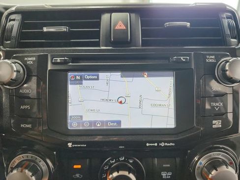 Used 2019 Toyota 4Runner TRD Off-Road Premium AWD/4WD image 28