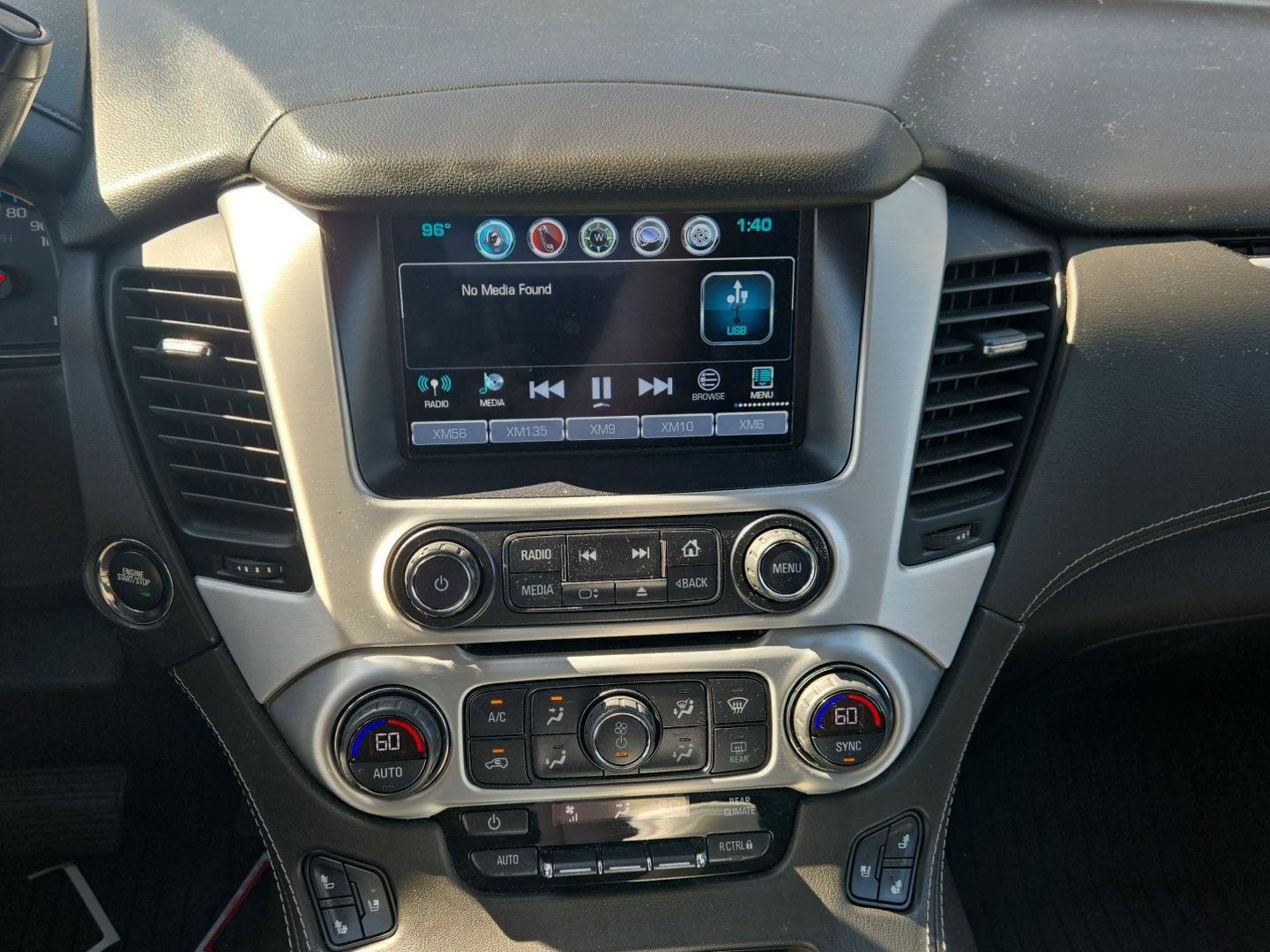 Used 2020 GMC Yukon XL SLT w/ Premium Edition AWD/4WD image 19