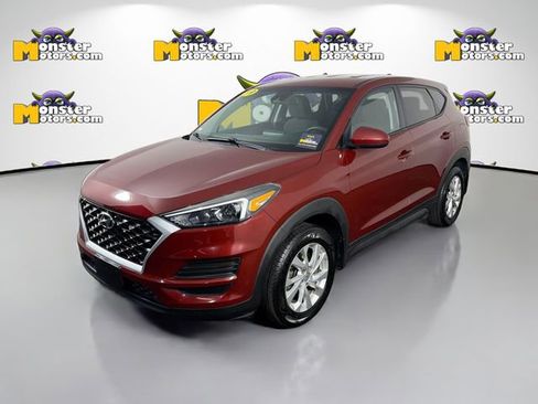 Used 2019 Hyundai Tucson SE image 1