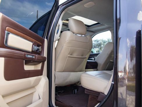 Used 2016 RAM 1500 Laramie w/ Convenience Group RWD image 25
