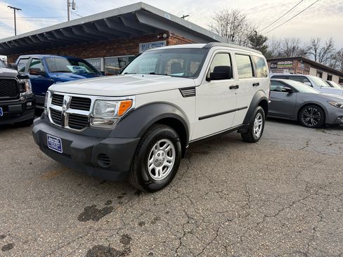 Used 2008 Dodge Nitro SXT image 7