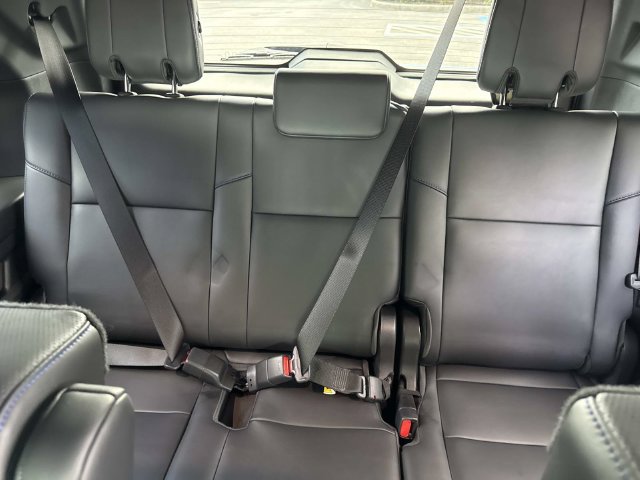 Used 2024 Toyota Sequoia Platinum AWD/4WD image 15