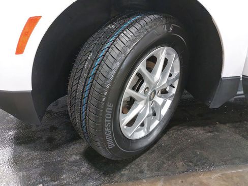 Used 2023 Chevrolet Equinox LT image 31