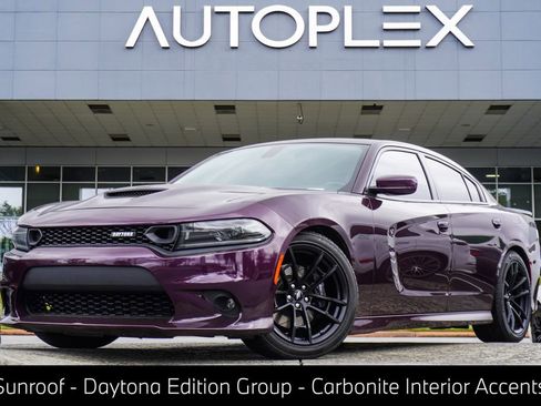 Used 2022 Dodge Charger Scat Pack w/ Daytona Edition Group RWD image 1