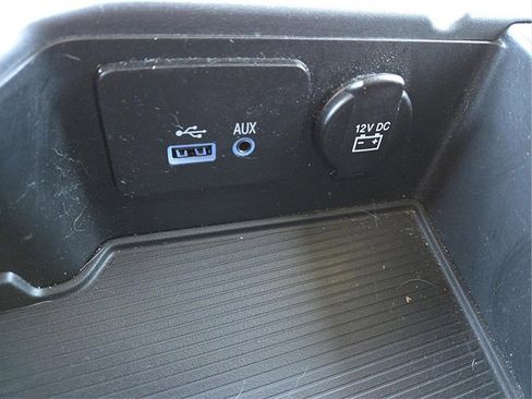 Used 2017 RAM 1500 Big Horn image 17