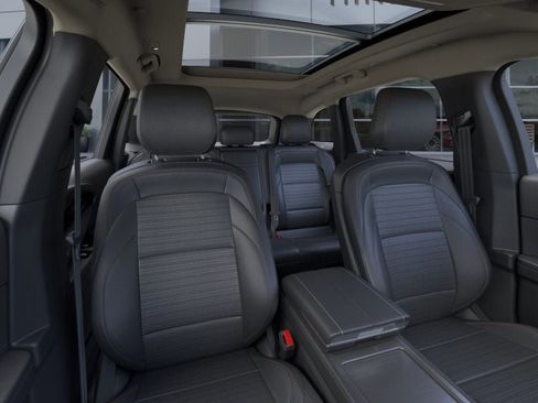 New 2026 Lincoln Nautilus Reserve w/ Jet Appearance Package image 10