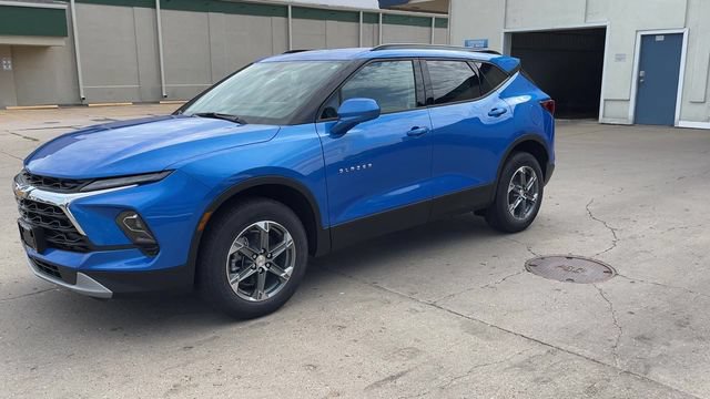 New 2026 Chevrolet Blazer LT w/ Convenience Package FWD image 4