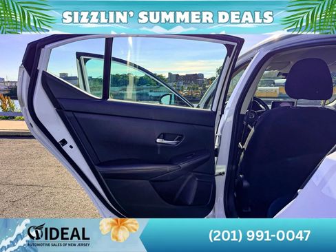 Used 2023 Nissan Sentra SV FWD image 11