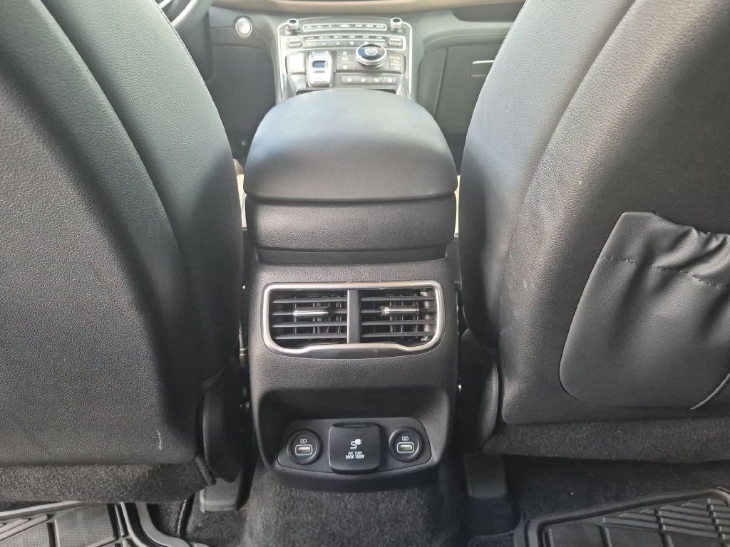 Used 2021 Hyundai Santa Fe Limited FWD image 38