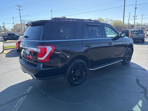 Certified 2021 Ford Expedition XLT image 7