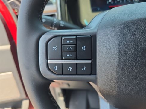 New 2025 Ford F250 Lariat w/ Black Appearance Package image 23